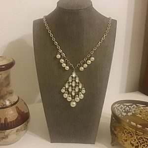 VINTAGE Faux Pearl & Rhinestone Statement Necklace